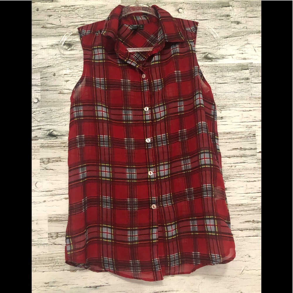 Novito red Plaid slightly sheer sleeveless blouse